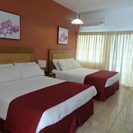 Flamboyant Hotel & Villas St. George's Exterior foto