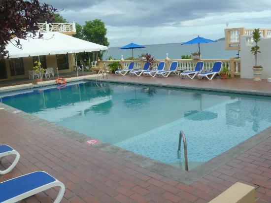 Flamboyant Hotel & Villas St. George's Exterior foto